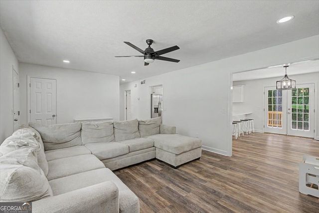 110 Mooyn Road, Carrollton, GA 30116