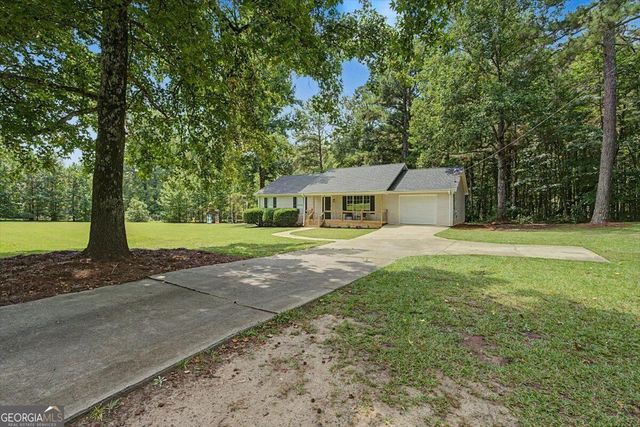 110 Mooyn Road, Carrollton, GA 30116