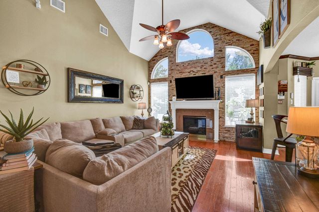 2801 Snyders Bluff, League City, TX 77573