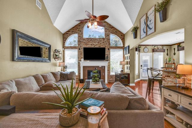 2801 Snyders Bluff, League City, TX 77573