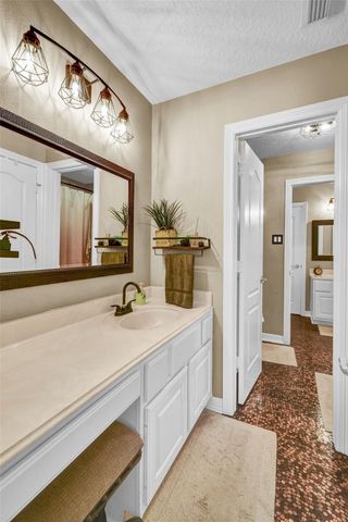 2801 Snyders Bluff, League City, TX 77573