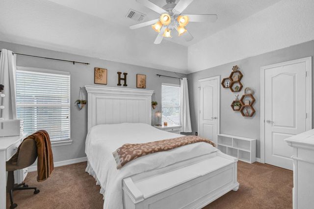 2801 Snyders Bluff, League City, TX 77573