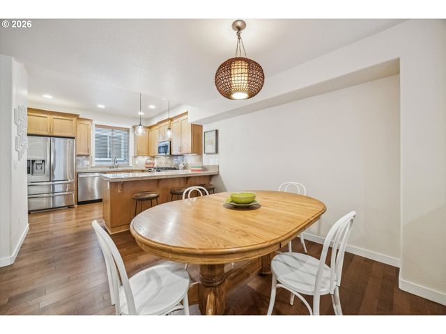 12264 Sw 2ND St, Beaverton, OR 97005