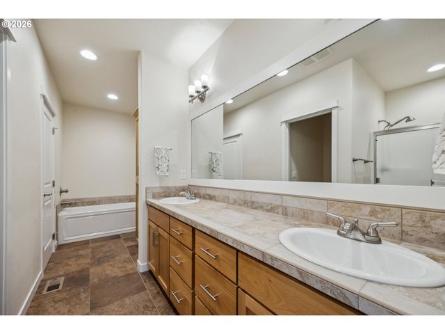 12264 Sw 2ND St, Beaverton, OR 97005