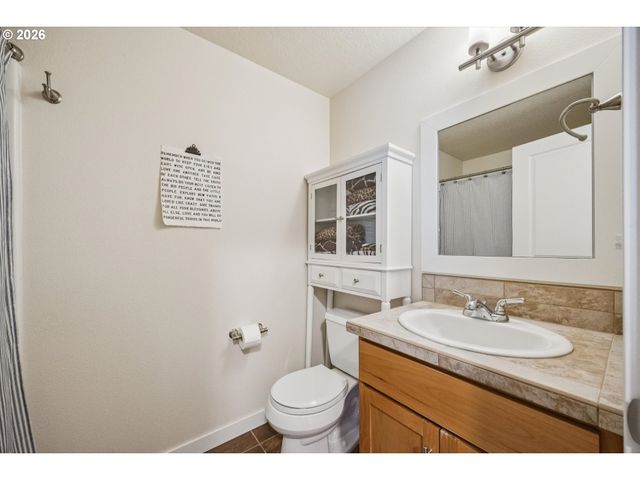 12264 Sw 2ND St, Beaverton, OR 97005