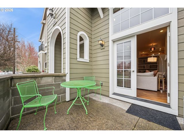 12264 Sw 2ND St, Beaverton, OR 97005