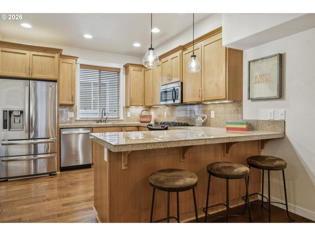 12264 Sw 2ND St, Beaverton, OR 97005