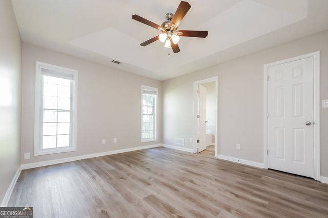 260 Landing Drive, Fayetteville, GA 30214