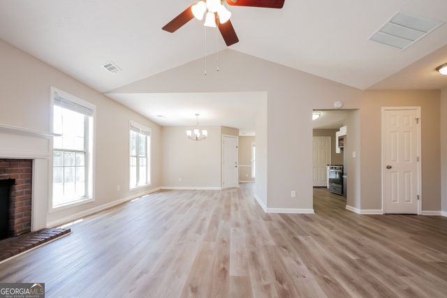 260 Landing Drive, Fayetteville, GA 30214