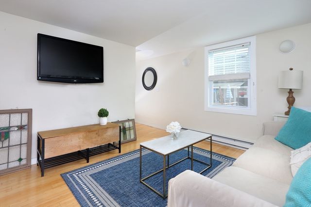 14 62nd, Newburyport, MA 02129