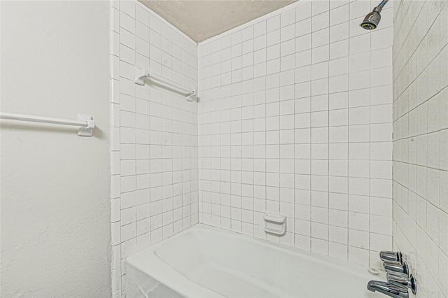 20126 Foxchester Lane, Humble, TX 77338