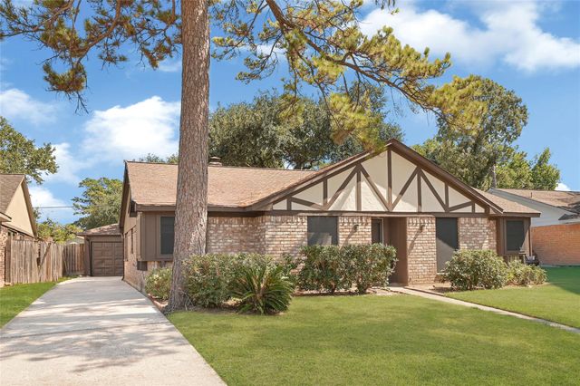 20126 Foxchester Lane, Humble, TX 77338
