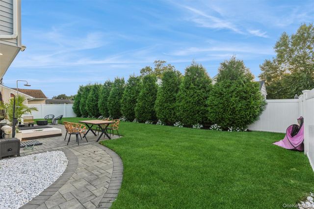 1402 Merrick Avenue, Merrick, NY 11556