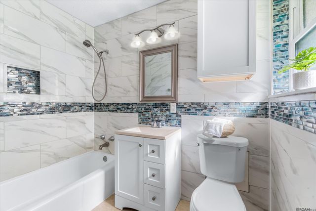 2706 S Magnolia Dr, Baker, LA 70714