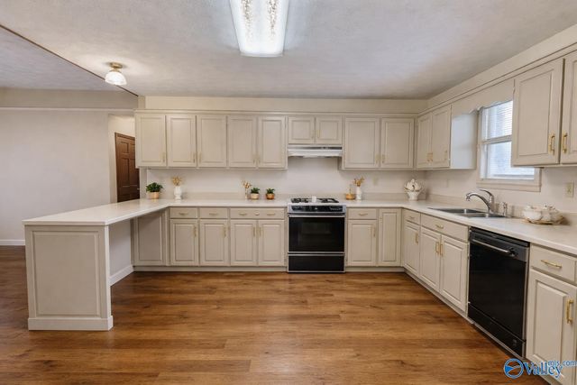 1200 Taylor Road, Glencoe, AL 35905