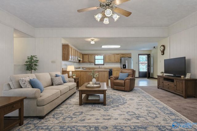 1200 Taylor Road, Glencoe, AL 35905