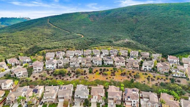 2813 Dove Tail Drive, San Marcos, CA 92078