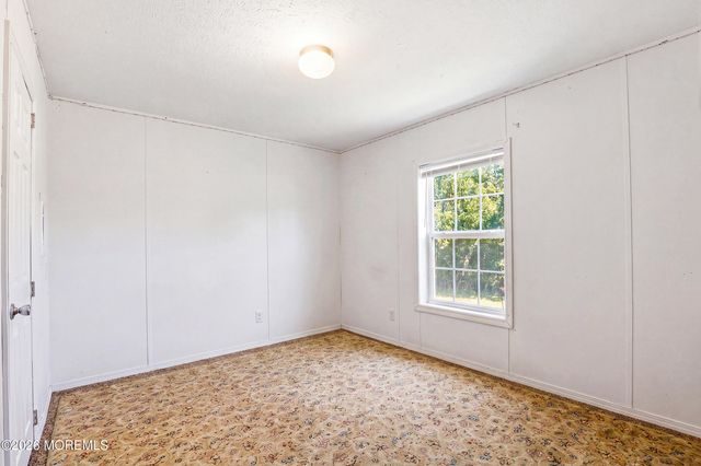 40 Locust Grove, Hazlet, NJ 07730