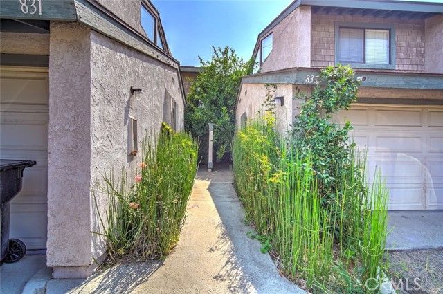 831 S Mountain Avenue, Ontario, CA 91762