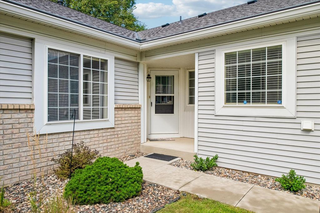 13048 Falcons Way, Savage, MN 55378 — photo 2