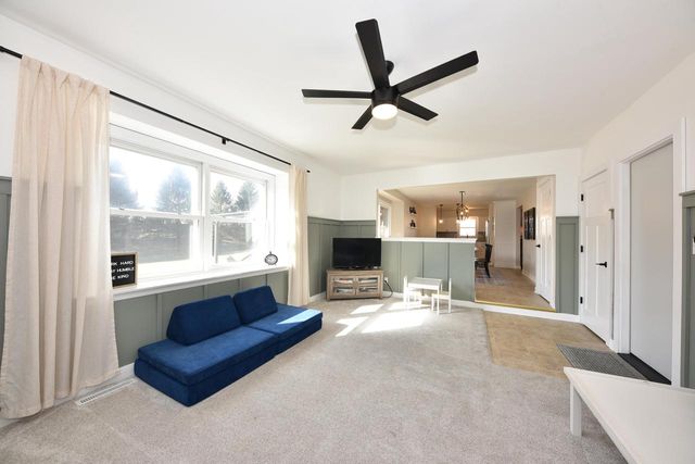 N57W24867 Clover DRIVE, Sussex, WI 53089