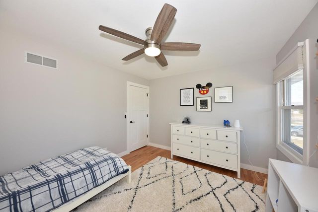 N57W24867 Clover DRIVE, Sussex, WI 53089