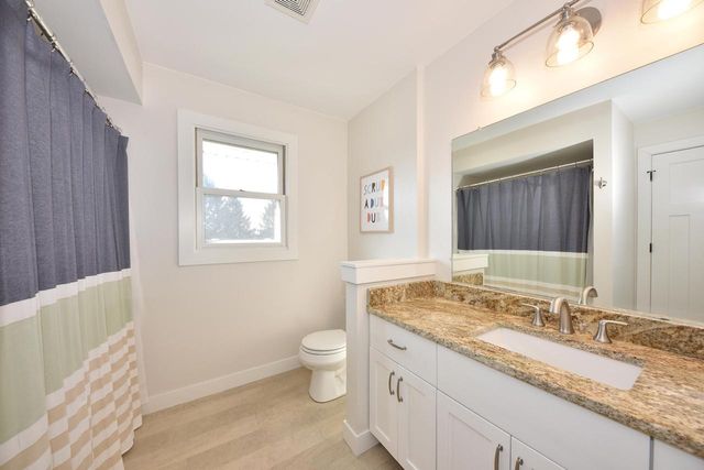 N57W24867 Clover DRIVE, Sussex, WI 53089