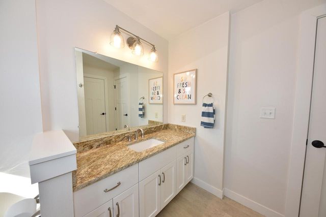 N57W24867 Clover DRIVE, Sussex, WI 53089