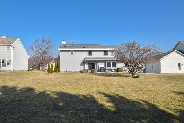 N57W24867 Clover DRIVE, Sussex, WI 53089