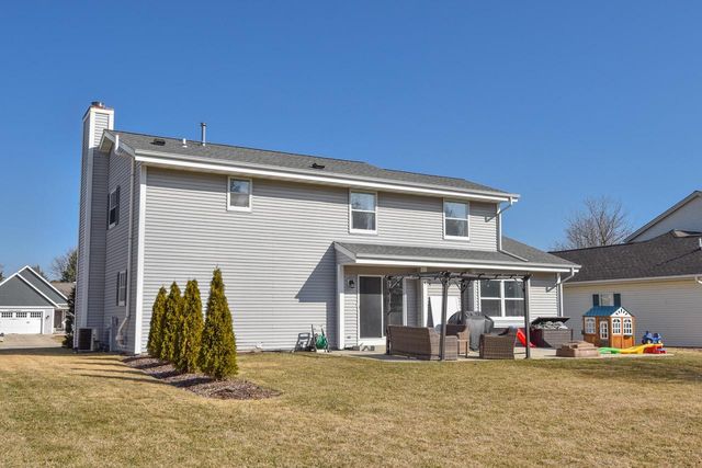 N57W24867 Clover DRIVE, Sussex, WI 53089