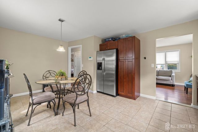 408 Richard Way, North Plainfield, NJ 07962