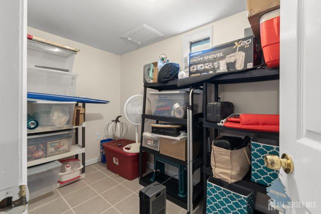 408 Richard Way, North Plainfield, NJ 07962