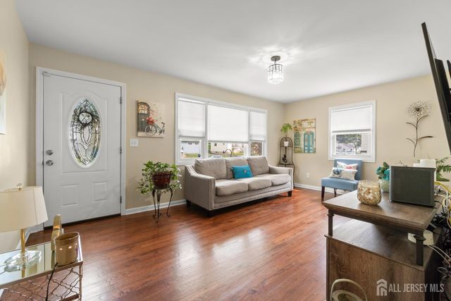 408 Richard Way, North Plainfield, NJ 07962