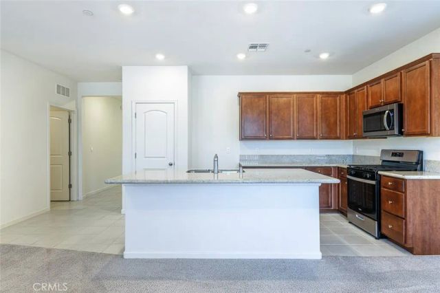 636 N Apricot, Fresno, CA 93727