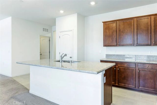 636 N Apricot, Fresno, CA 93727