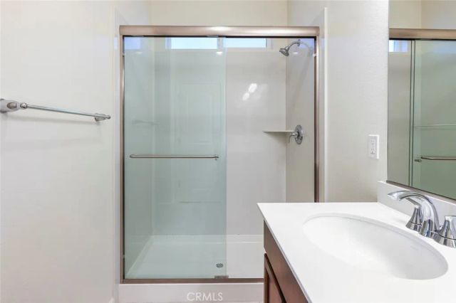 636 N Apricot, Fresno, CA 93727