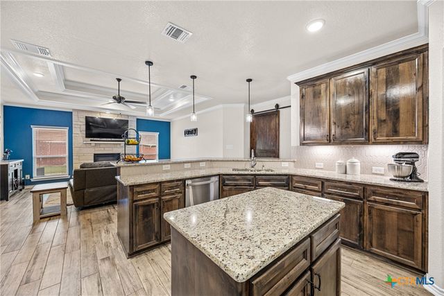 3424 Waggoner Drive, Belton, TX 76513