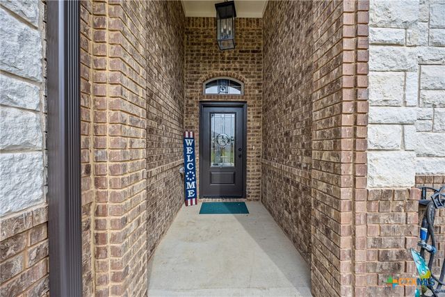 3424 Waggoner Drive, Belton, TX 76513