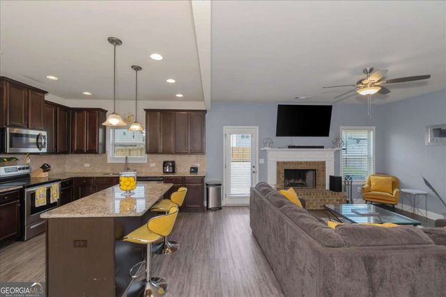 6050 Prodigy Lane, Locust Grove, GA 30248