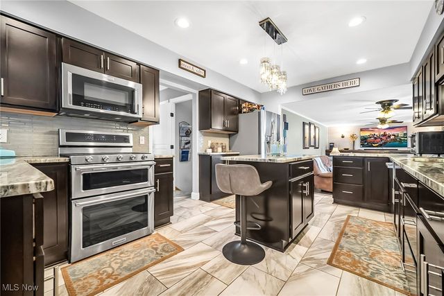 6862 Talbot Drive, Parma, OH 44129