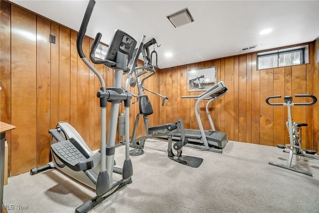 6862 Talbot Drive, Parma, OH 44129