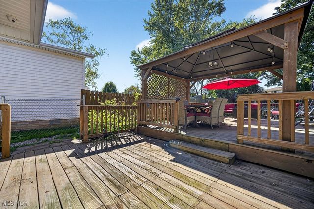 6862 Talbot Drive, Parma, OH 44129