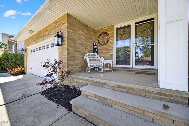 6862 Talbot Drive, Parma, OH 44129