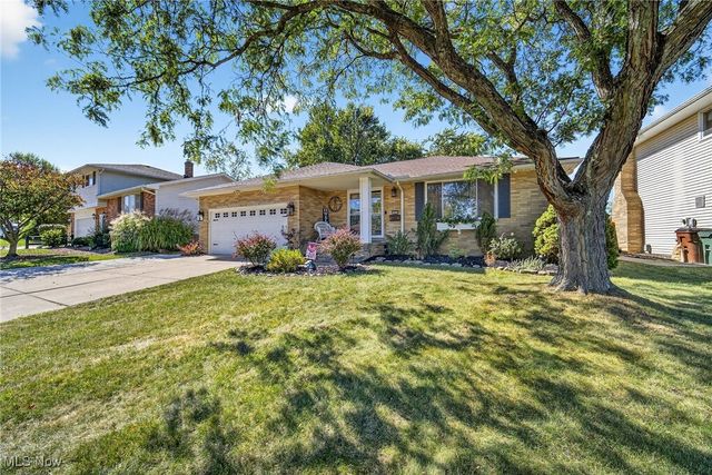 6862 Talbot Drive, Parma, OH 44129