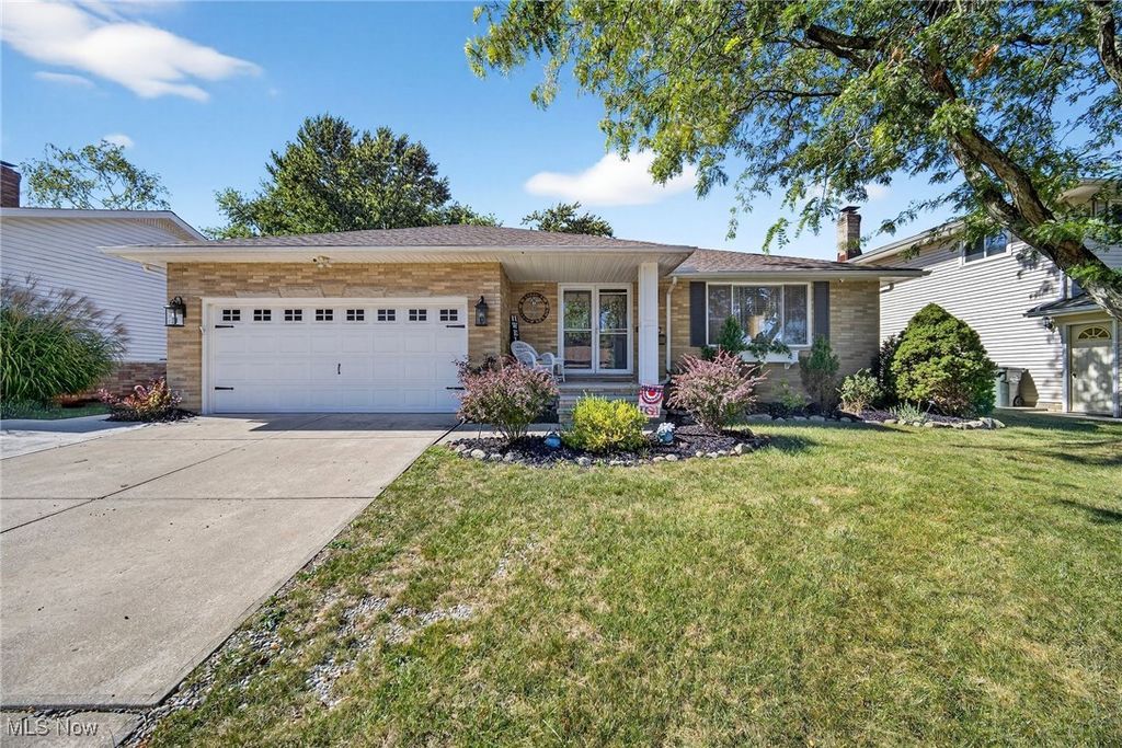 6862 Talbot Drive, Parma, OH 44129