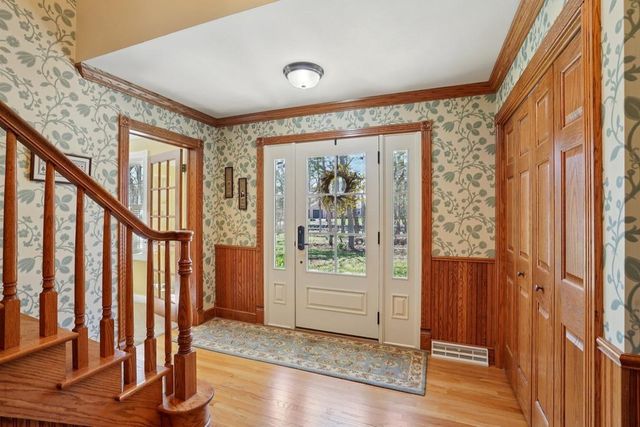 9416 Blackhawk Trail, Sauk City, WI 53583