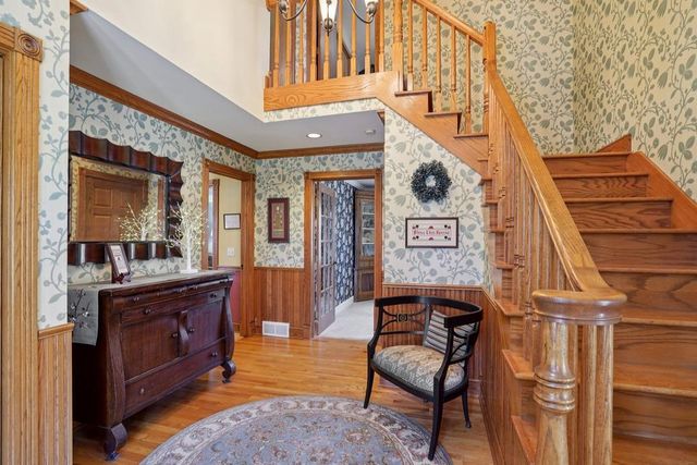 9416 Blackhawk Trail, Sauk City, WI 53583