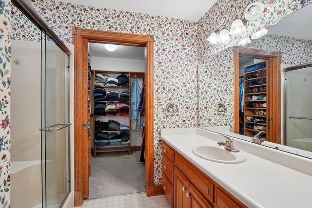 9416 Blackhawk Trail, Sauk City, WI 53583