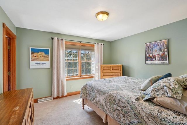 9416 Blackhawk Trail, Sauk City, WI 53583