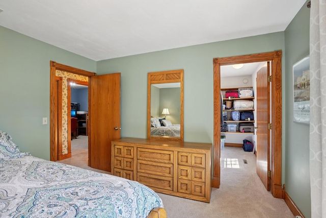 9416 Blackhawk Trail, Sauk City, WI 53583